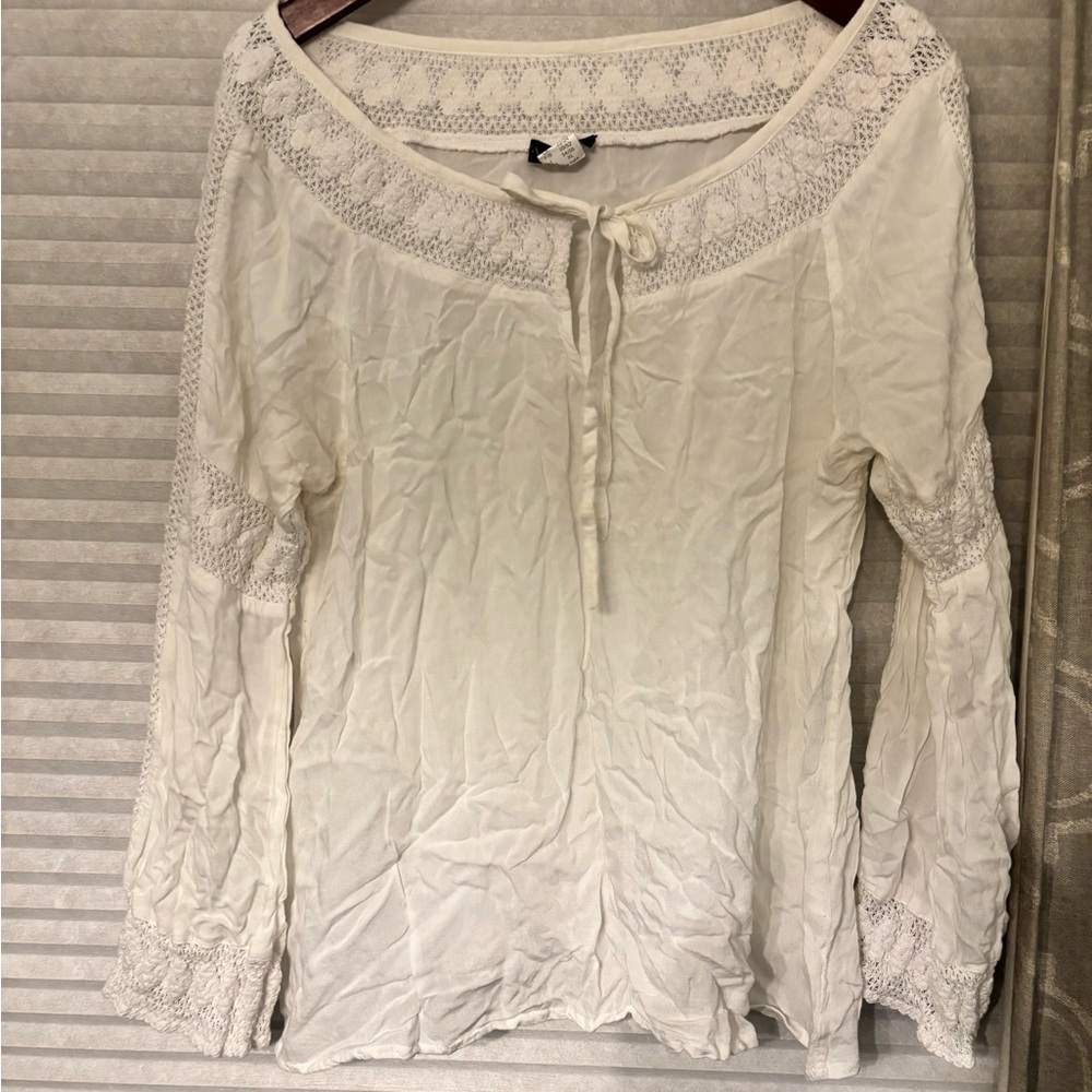 VENUS Elegant White Lace Top women’s size XL - Picture 2 of 6